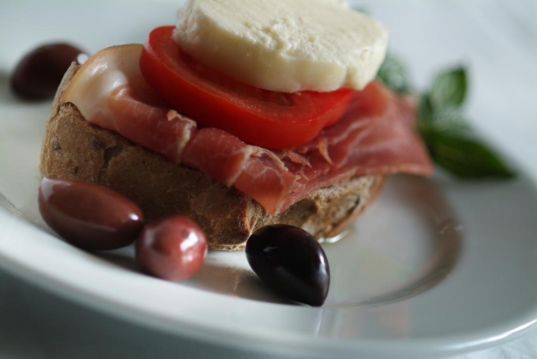 Prosciutto, Bocconcini Cheese, & Tomato Sandwich with Olives