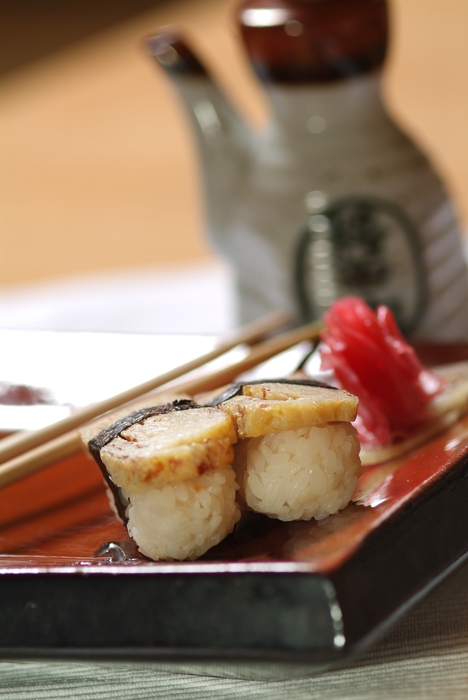 Sushi with Japanese Tea
