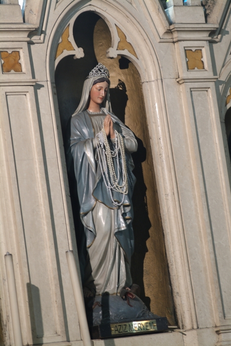 Statue of Mary