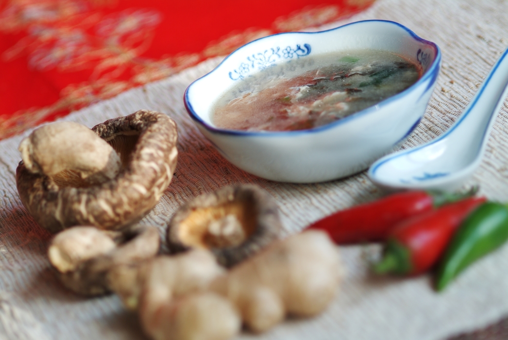 Chinese Soup with Mushrooms, Peppers and Fresh Ginger