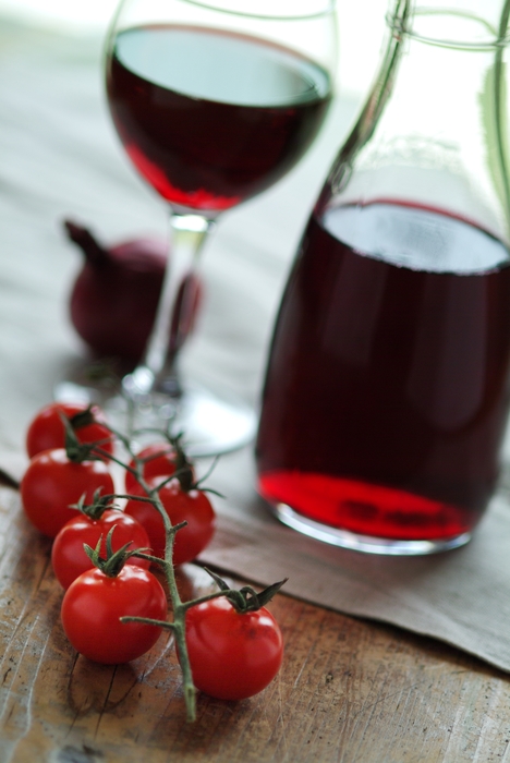 Red Wine with Cherry Tomatoes
