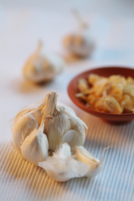 Fresh Garlic Bulbs and Cloves