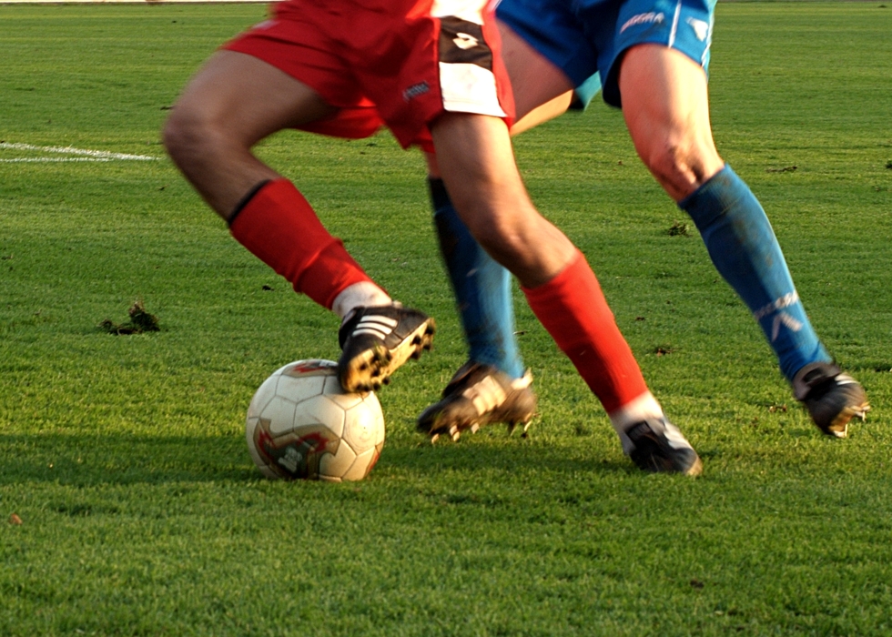 European Football: Soccer Player Fancy Footwork