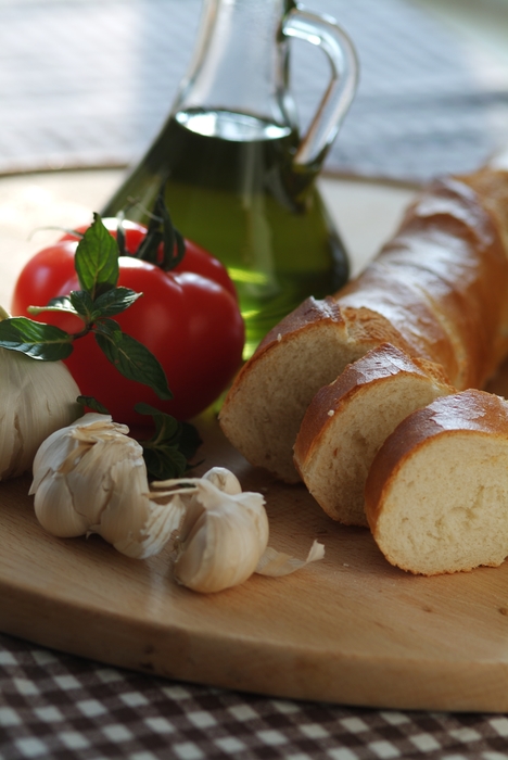 Garlic Cloves, Tomatoes and Olive Oil