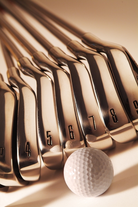 The Game of Golf: Golf Clubs and Ball